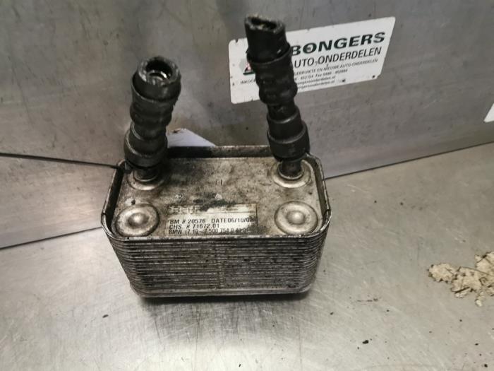 Gebrauchte Ölkühler BMW X5 (E53) 3.0 24V Preis auf Anfrage angeboten von Bongers Auto-Onderdelen Zeeland