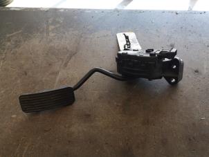 Used Accelerator pedal Opel Astra H (L48) 1.7 CDTi 16V Price on request offered by Bongers Auto-Onderdelen Zeeland