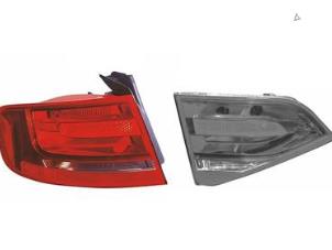 New Taillight lens, left Audi A4 Price € 60,50 Inclusive VAT offered by Bongers Auto-Onderdelen Zeeland