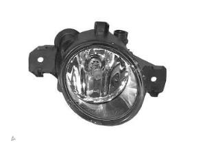 New Fog light, front right Renault Clio Price on request offered by Bongers Auto-Onderdelen Zeeland