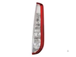 New Taillight lens, right Ford Focus Price € 121,00 Inclusive VAT offered by Bongers Auto-Onderdelen Zeeland