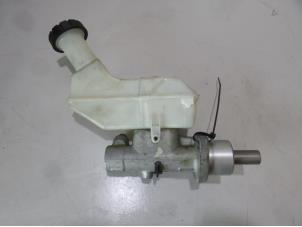 Used Master cylinder Renault Clio III (BR/CR) 1.5 dCi FAP Price on request offered by Bongers Auto-Onderdelen Zeeland