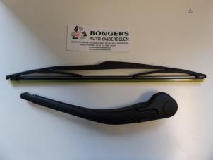 New Rear wiper arm Peugeot 206 Price on request offered by Bongers Auto-Onderdelen Zeeland