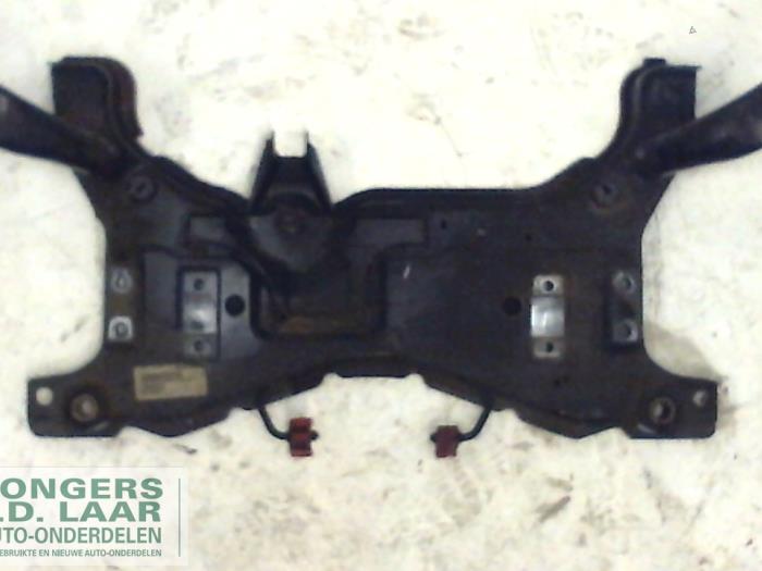 Usados Subchasis Volvo V50 (MW) 1.6 D 16V Precio de solicitud ofrecido por Bongers Auto-Onderdelen Zeeland
