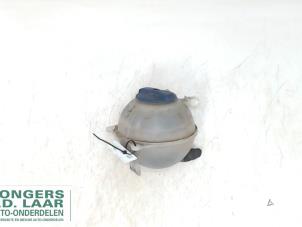 Used Expansion vessel Volkswagen Polo III (6N2) 1.9 SDI Price on request offered by Bongers Auto-Onderdelen Zeeland