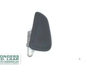 Used Seat airbag (seat) Opel Corsa C (F08/68) 1.3 CDTi 16V Price on request offered by Bongers Auto-Onderdelen Zeeland