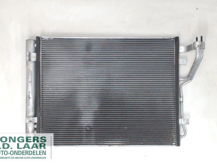 Air conditioning radiator from a Hyundai i30 (FD) 1.6 CRDi 16V VGT HP 2011