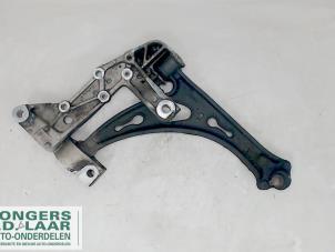 Used Front wishbone, right Seat Leon (1P1) 1.9 TDI 105 Price on request offered by Bongers Auto-Onderdelen Zeeland