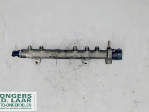 Used Fuel injector nozzle Opel Corsa C (F08/68) 1.3 CDTi 16V Price on request offered by Bongers Auto-Onderdelen Zeeland