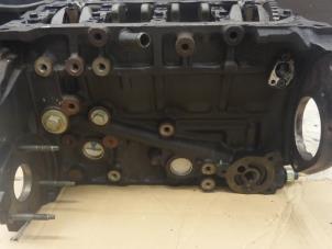 Used Engine crankcase Opel Astra H (L48) 1.7 CDTi 16V Price on request offered by Bongers Auto-Onderdelen Zeeland