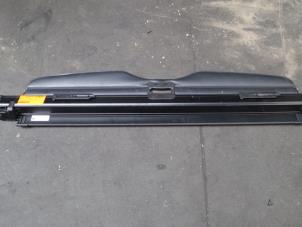 Used Luggage compartment cover BMW 5 serie Touring (E39) 520i 24V Price on request offered by Bongers Auto-Onderdelen Zeeland