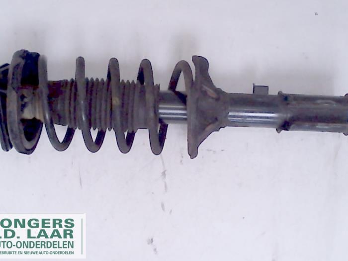 Front shock absorber rod, left from a Hyundai Atos 1.1 12V Prime 2007