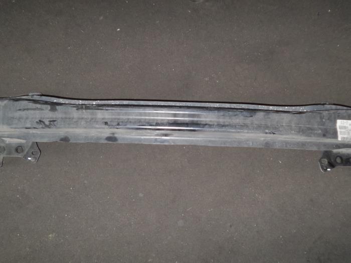 Front bumper frame from a Volkswagen Caddy 2005