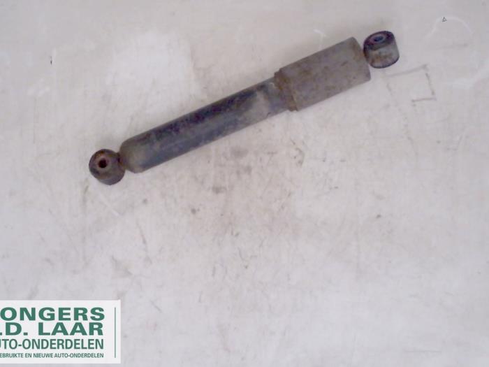 Fronts shock absorber, left from a Iveco Daily 2003