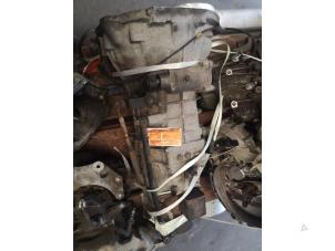 Used Gearbox Hyundai H-1/H-200 2.5 CRDi Powervan Price on request offered by Bongers Auto-Onderdelen Zeeland