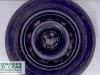 Spare wheel from a Volkswagen Golf IV Variant (1J5) 1.4 16V 1999