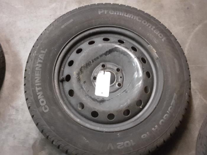 Spare wheel from a Renault Espace 2005