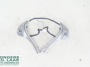 Used Steering wheel mounted radio control Nissan Qashqai (J11) 1.2 DIG-T 16V Price on request offered by Bongers Auto-Onderdelen Zeeland