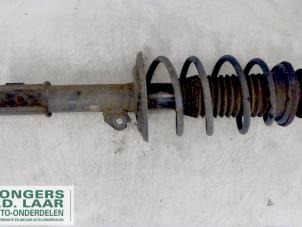 Used Front shock absorber rod, right Toyota Yaris Price on request offered by Bongers Auto-Onderdelen Zeeland