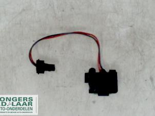 Used Heater resistor Renault Clio Price on request offered by Bongers Auto-Onderdelen Zeeland