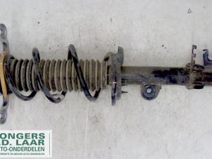Used Rear shock absorber rod, right Fiat 500X (334) 1.3 D 16V Multijet Price on request offered by Bongers Auto-Onderdelen Zeeland