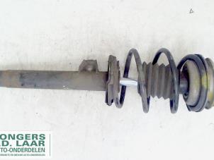 Used Front shock absorber rod, right BMW 3 serie (E46/4) 323i 24V Price on request offered by Bongers Auto-Onderdelen Zeeland