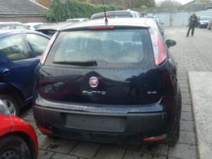 Usagé Feu arrière gauche Fiat Punto Evo Prix sur demande proposé par Bongers Auto-Onderdelen Zeeland