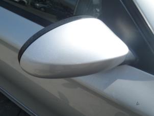 Used Wing mirror, right BMW 1-Serie Price on request offered by Bongers Auto-Onderdelen Zeeland