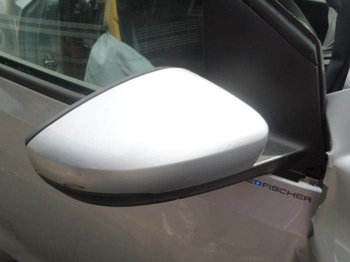 Wing mirror, right from a Volkswagen Polo 2013