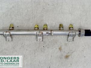 Used Fuel injector nozzle BMW 1-Serie Price on request offered by Bongers Auto-Onderdelen Zeeland
