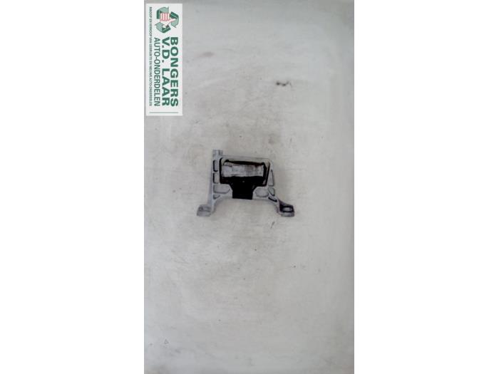 Used Engine mount Mazda 3 (BK12) 1.6i 16V Price on request offered by Bongers Auto-Onderdelen Zeeland
