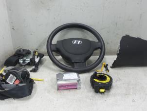 Used Airbag set + module Hyundai i10 (F5) 1.1i 12V Price on request offered by Bongers Auto-Onderdelen Zeeland