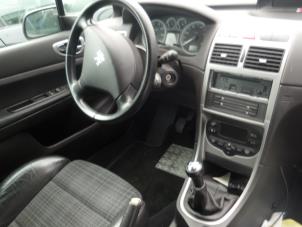 Usados Juego y módulo de airbag Peugeot 307 (3A/C/D) 2.0 16V Precio de solicitud ofrecido por Bongers Auto-Onderdelen Zeeland
