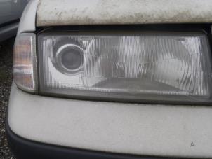 Used Headlight, right Skoda Octavia Price on request offered by Bongers Auto-Onderdelen Zeeland
