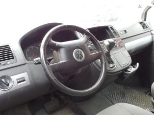 Used Airbag set + module Volkswagen Transporter T5 2.5 TDi Price on request offered by Bongers Auto-Onderdelen Zeeland