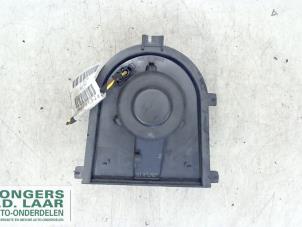 Used Heating and ventilation fan motor Volkswagen Polo III (6N2) 1.4 16V 75 Price on request offered by Bongers Auto-Onderdelen Zeeland