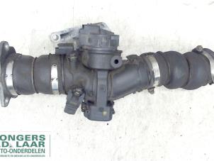 Used Throttle body Peugeot 308 Price on request offered by Bongers Auto-Onderdelen Zeeland