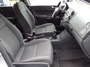 Usados Juego y módulo de airbag Volkswagen Golf Plus (5M1/1KP) 1.9 TDI 105 Precio de solicitud ofrecido por Bongers Auto-Onderdelen Zeeland