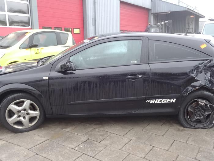 Used Opel Astra H Gtc L08 1 4 16v Twinport Door 2 Door Left