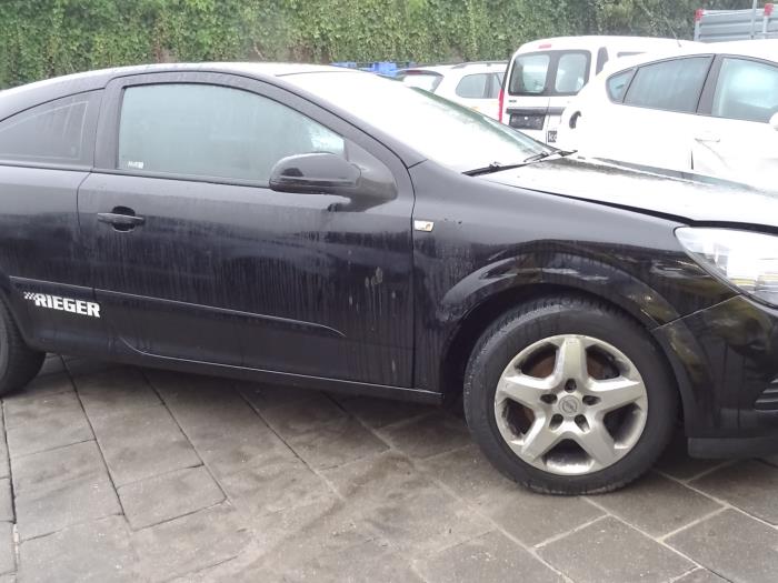 Used Opel Astra H Gtc L08 1 4 16v Twinport Door 2 Door Right