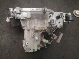 Used Gearbox Honda Civic (ES) 1.3 16V VTEC-i IMA Price on request offered by Bongers Auto-Onderdelen Zeeland