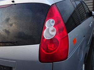 Gebrauchte Rücklicht rechts Mazda 5. Preis auf Anfrage angeboten von Bongers Auto-Onderdelen Zeeland
