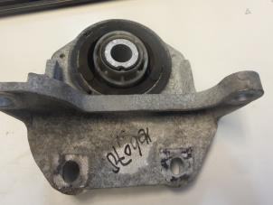 Used Engine mount Fiat Stilo (192A/B) 1.8 16V Price on request offered by Bongers Auto-Onderdelen Zeeland
