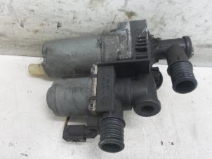 Used Water pump BMW 3 serie Touring (E46/3) 316i 16V Price on request offered by Bongers Auto-Onderdelen Zeeland