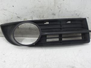 Used Fog light cover plate, right Volkswagen Touran Price on request offered by Bongers Auto-Onderdelen Zeeland