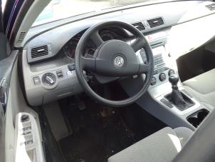 Usados Juego y módulo de airbag Volkswagen Passat Precio de solicitud ofrecido por Bongers Auto-Onderdelen Zeeland