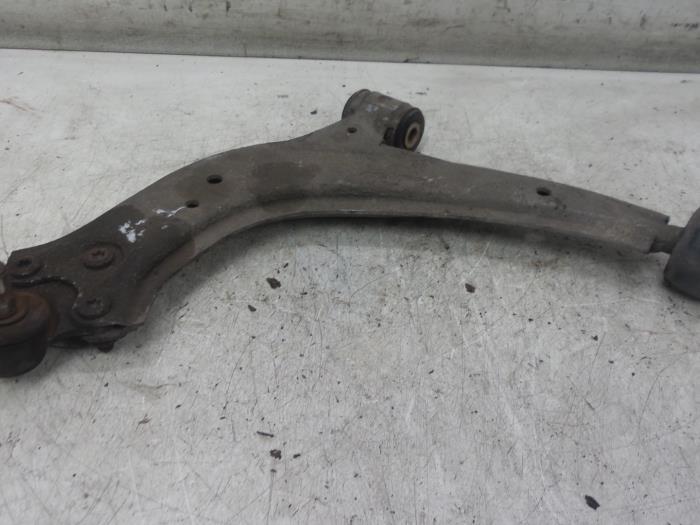 Front wishbone, left from a Peugeot Partner 1.9 D 2000