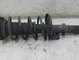 Used Front shock absorber rod, left Audi A2 Price on request offered by Bongers Auto-Onderdelen Zeeland