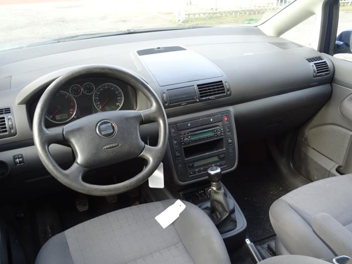 Juego y módulo de airbag de un Seat Alhambra 2005