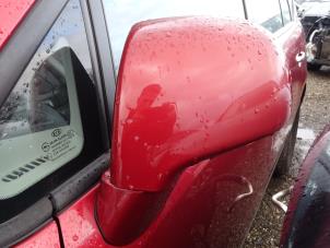 Used Wing mirror, left Kia Carens Price on request offered by Bongers Auto-Onderdelen Zeeland